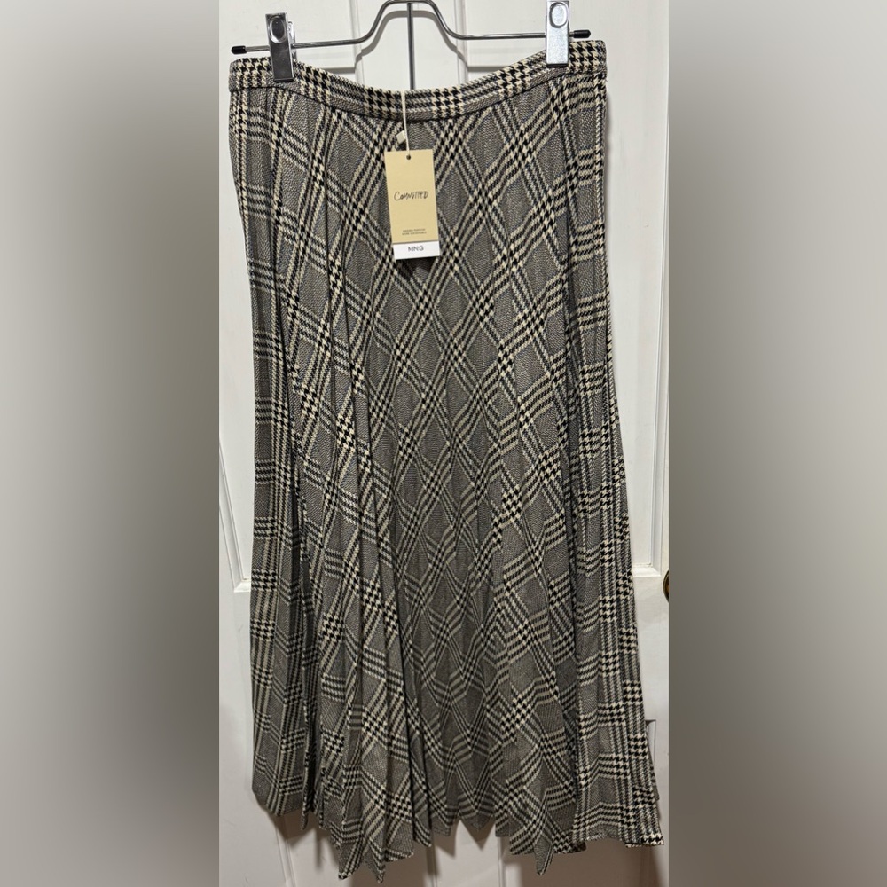 Mango Black and Cream Plaid A-Line Skirt